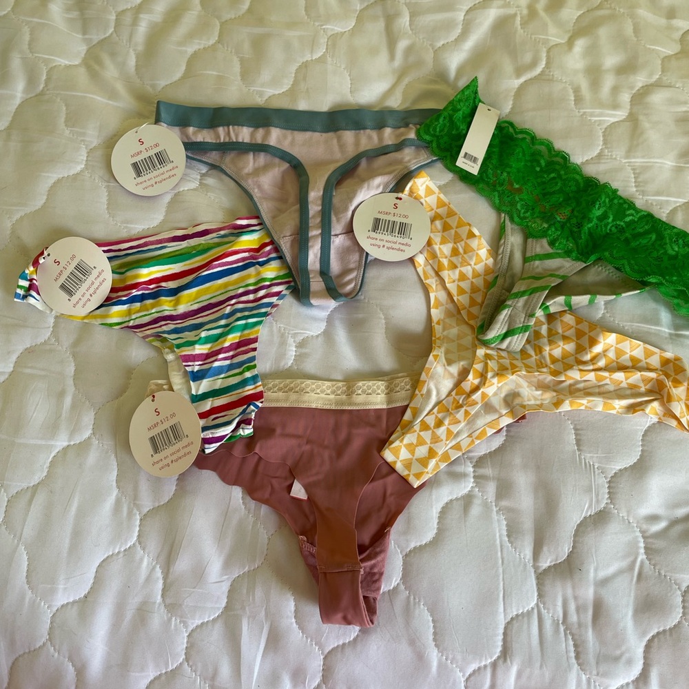 New with tag. Package of 5 splendid women’s panties.